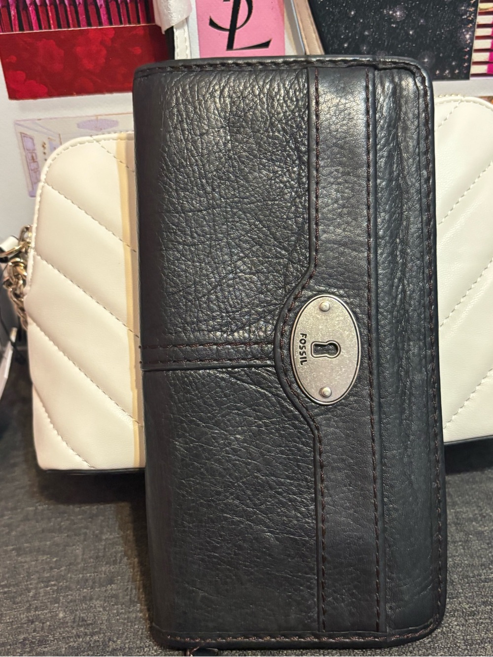 DKNY White Quilted bag and fossil wallet bundle - Picture 4 of 9